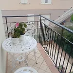 Rosa * أكوالاغنا